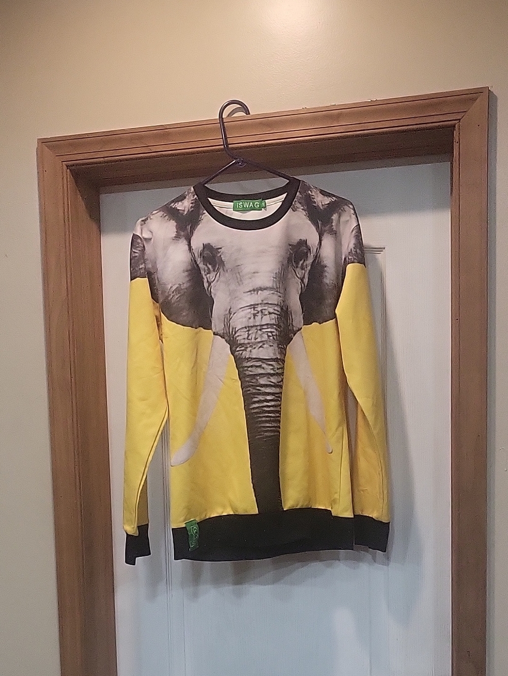 Yellow & Gray Elephant Graphic Sweatshirt XL